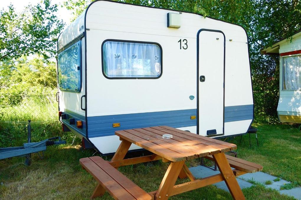 Camping Pod Żaglem 梅尔诺 外观 照片